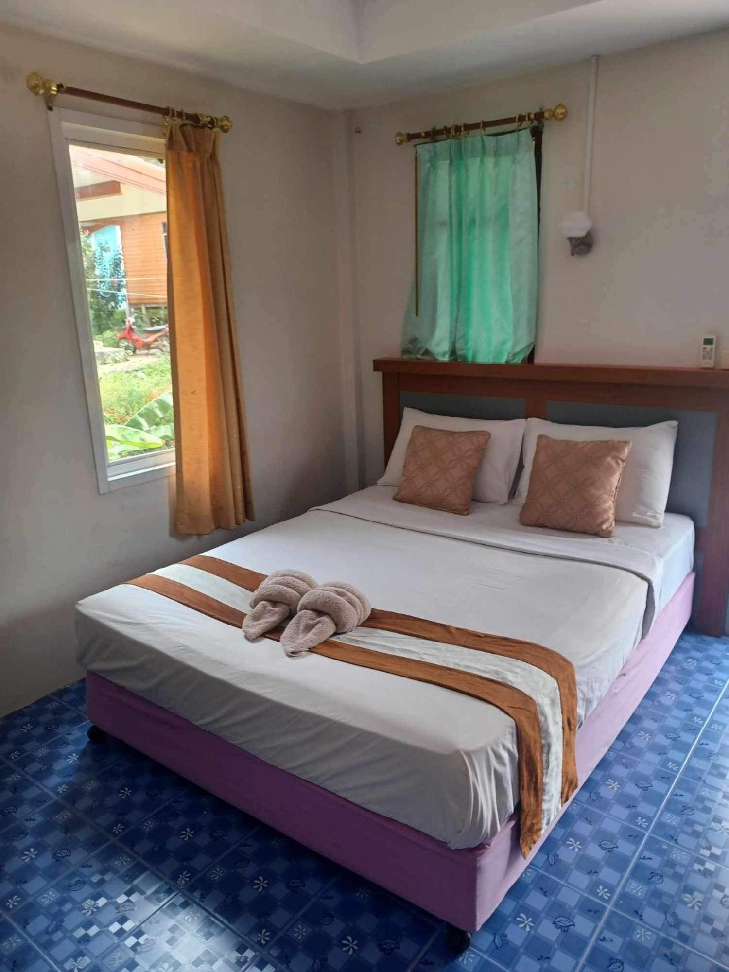 Lanta Paradise Beach Resort Ko Lanta Buitenkant foto